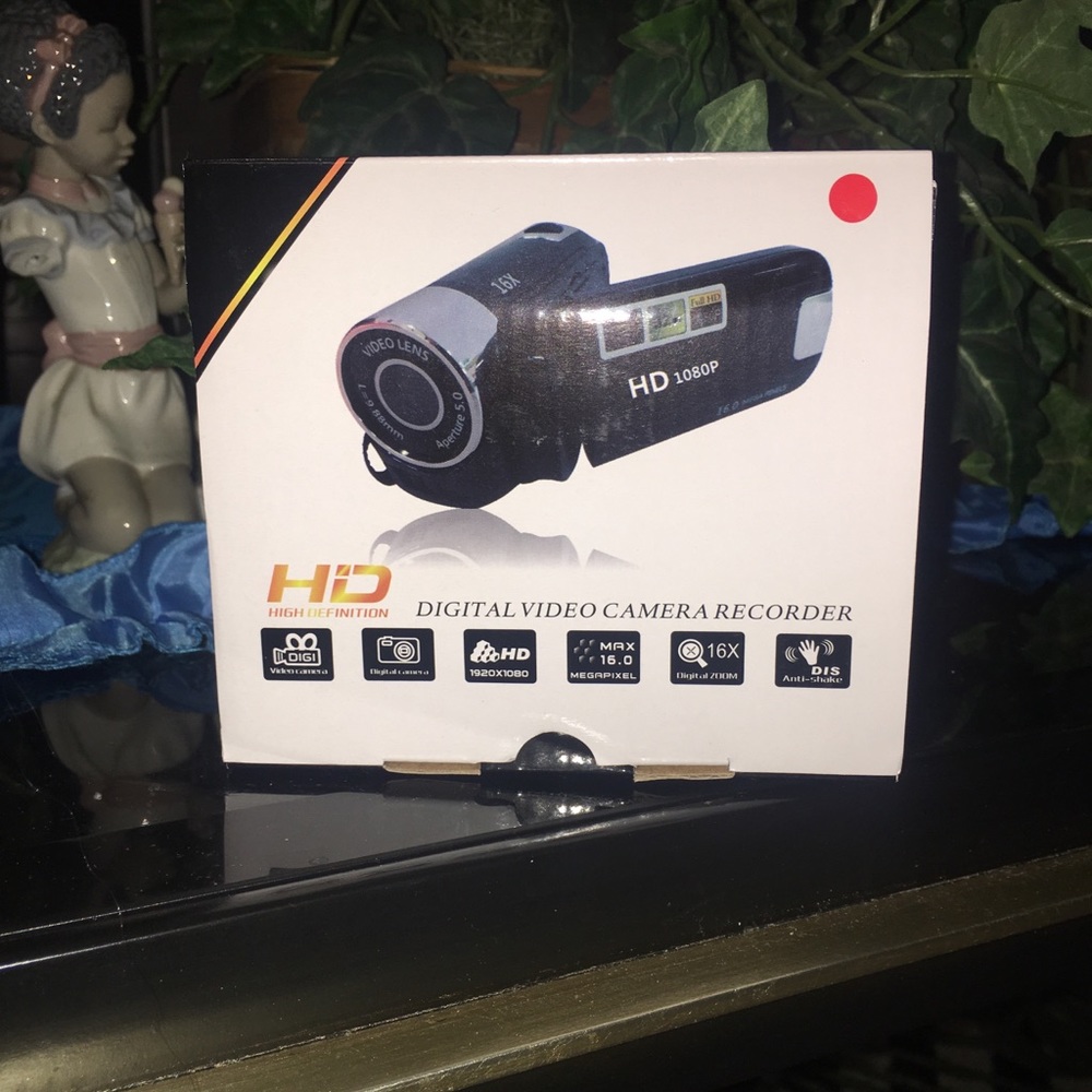 Video Camera - Picture 5 of 5